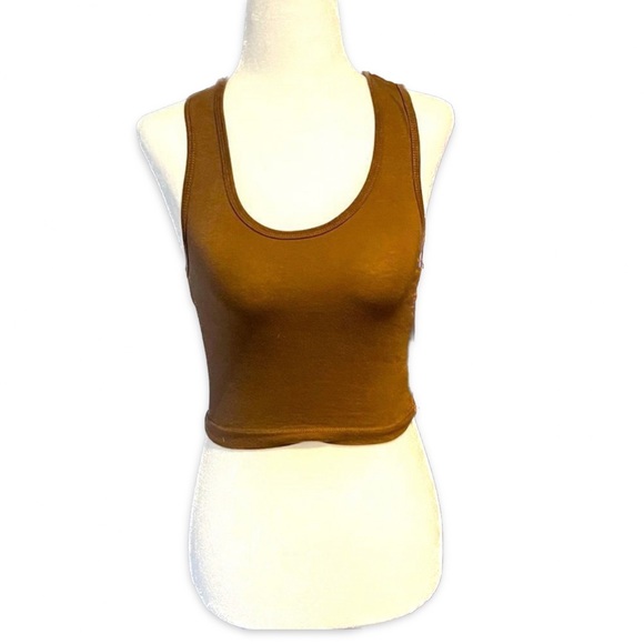 Zenana Outfitters Brown Cropped Tank Top - Picture 1 of 9